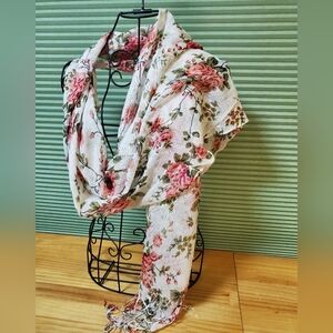 Women's linen fringed scarf